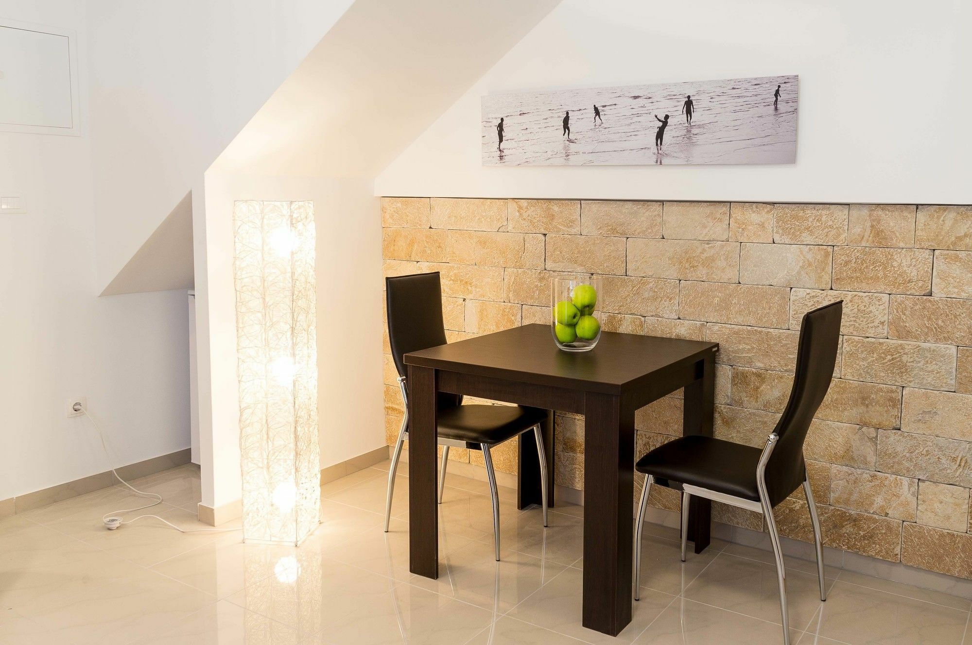 Apartment Allure *